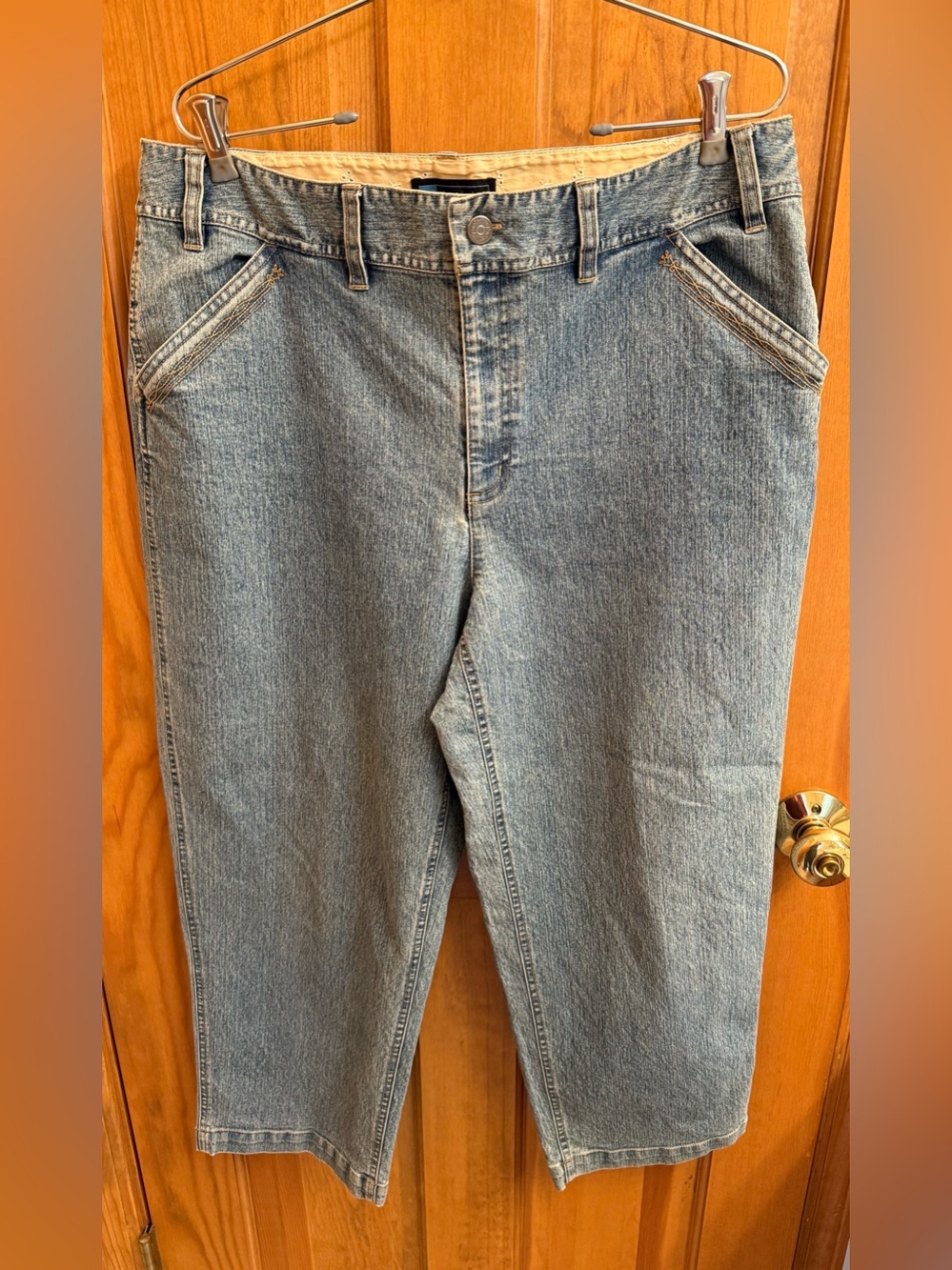 Relativity Blue Denim Cropped Jeans